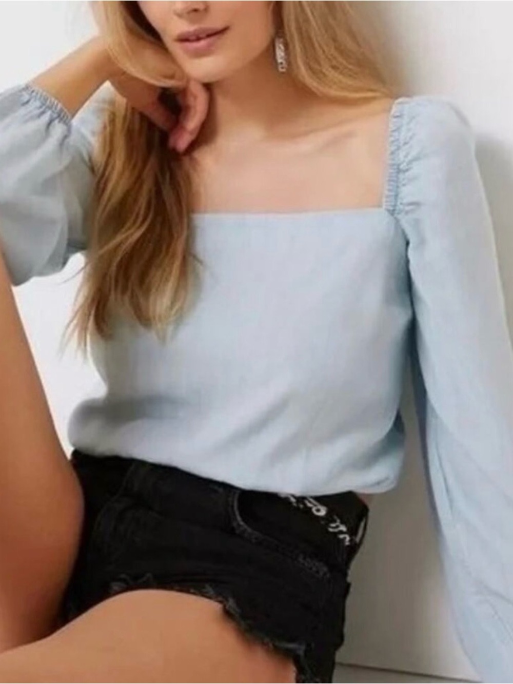 Anthropologie Cloth & Stone Smocked Chambray Top Denim Color Size M